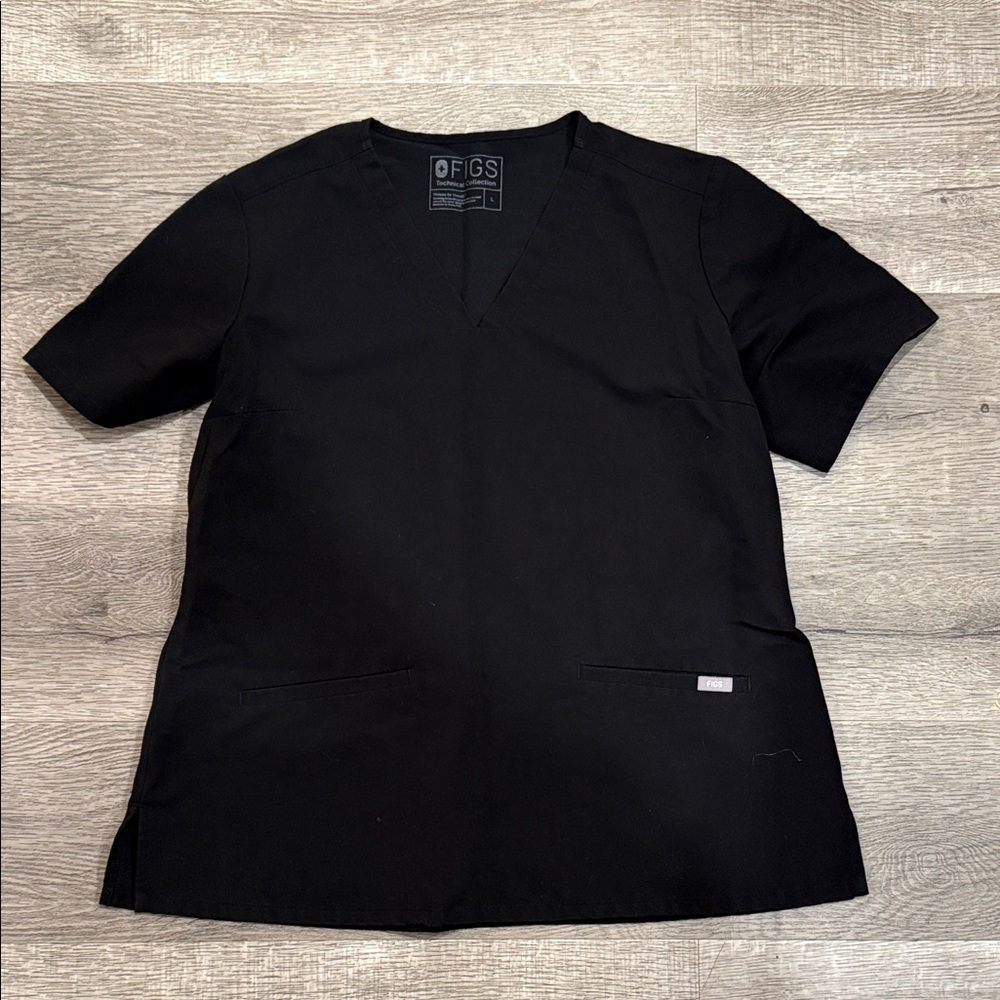 Figs Classic Black Scrub Top